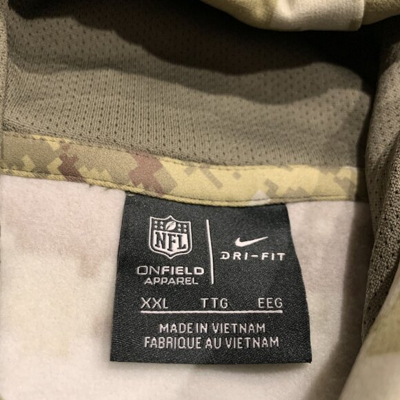 Nike Camouflage Hoodie with New England Patriots Team Logo - Picture 5 of 8